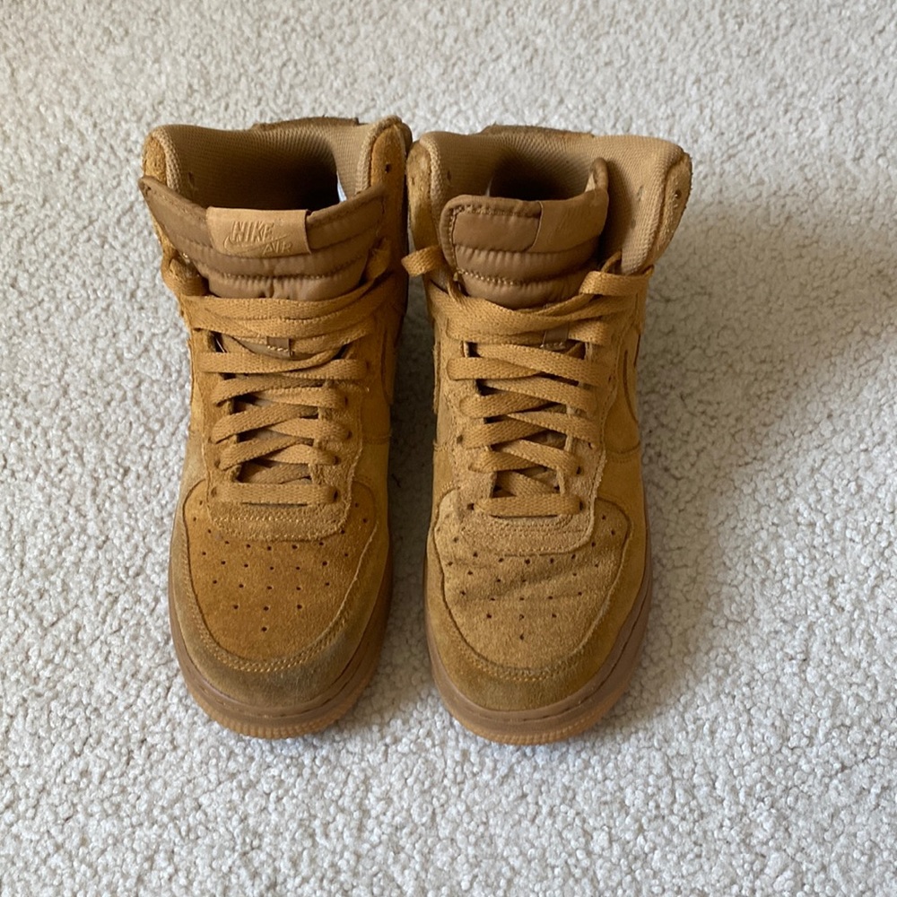 Suede Nike Hightop Air Force Ones - Wheat